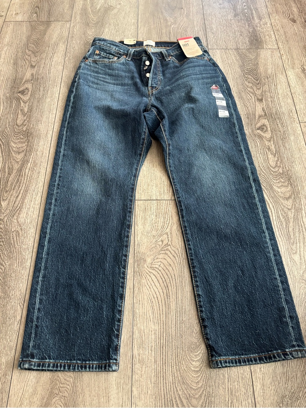 Levi's woman’s  Dark Blue 501  curve Original  Jeans